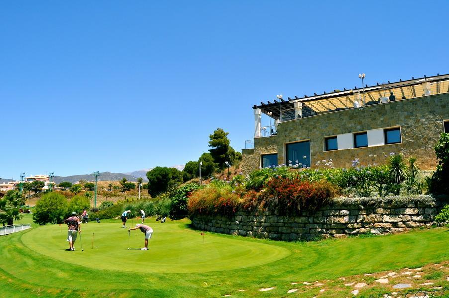 Hostal Loimar Torre Del Mar Exterior photo